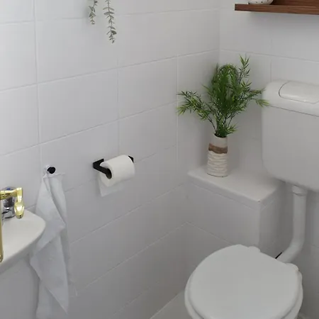 Piano Apartment